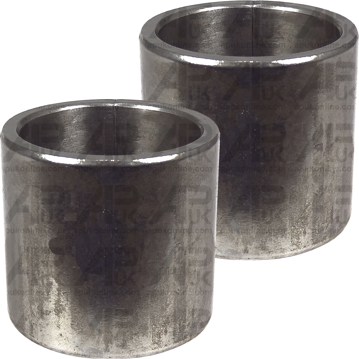 Pair Spindle Bushes for Ford 7200 7410 7610S 7700 7810 7810S 3010S Tractor